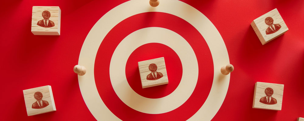 Bullseye with individual people icons